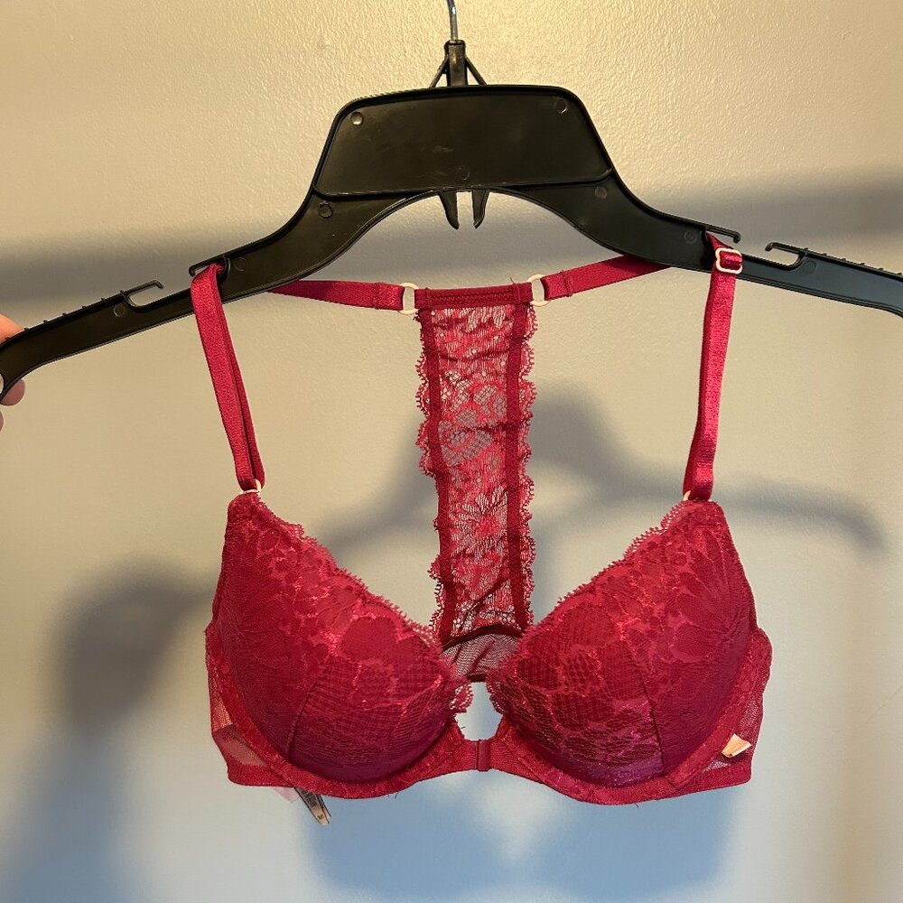 Victoria's Secret PUSH-UP Front Closure Bra!